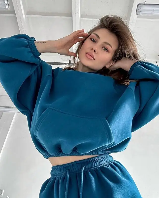 2025 Women's Sportswear Set Autumn Trendy Athleisure Tracksuit with Comfort Fit Breathable Versatile for Gym Outing Travel - Image 20