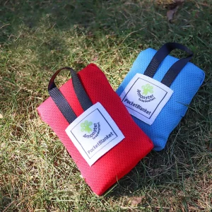 Mini Portable Lightweight Picnic Mat Pocket Blanket Waterproof Outdoor Travel Camping Beach Blanket Foldable Durable Blanket Mat